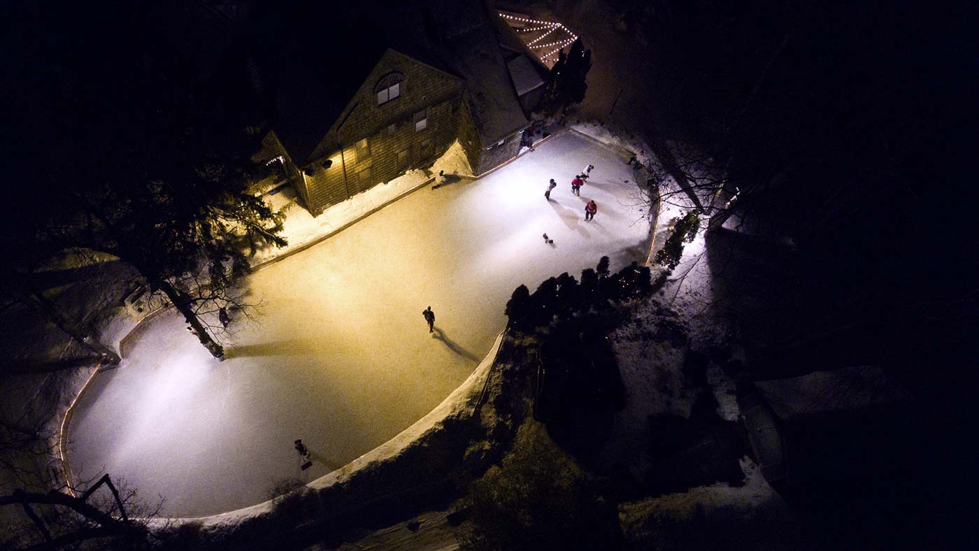 Aerial photo of outdoor ice rink