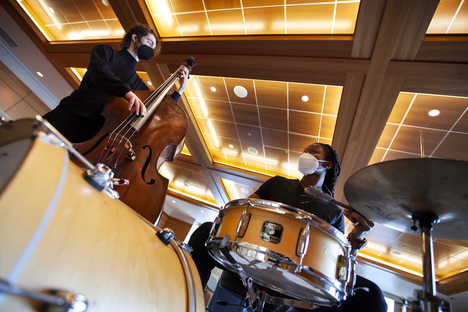 Ian Harvey and Tarrel Nedderman provide music during a grab-and-go event in Warch Campus Center to celebrate Lawrence’s 175th anniversary. 