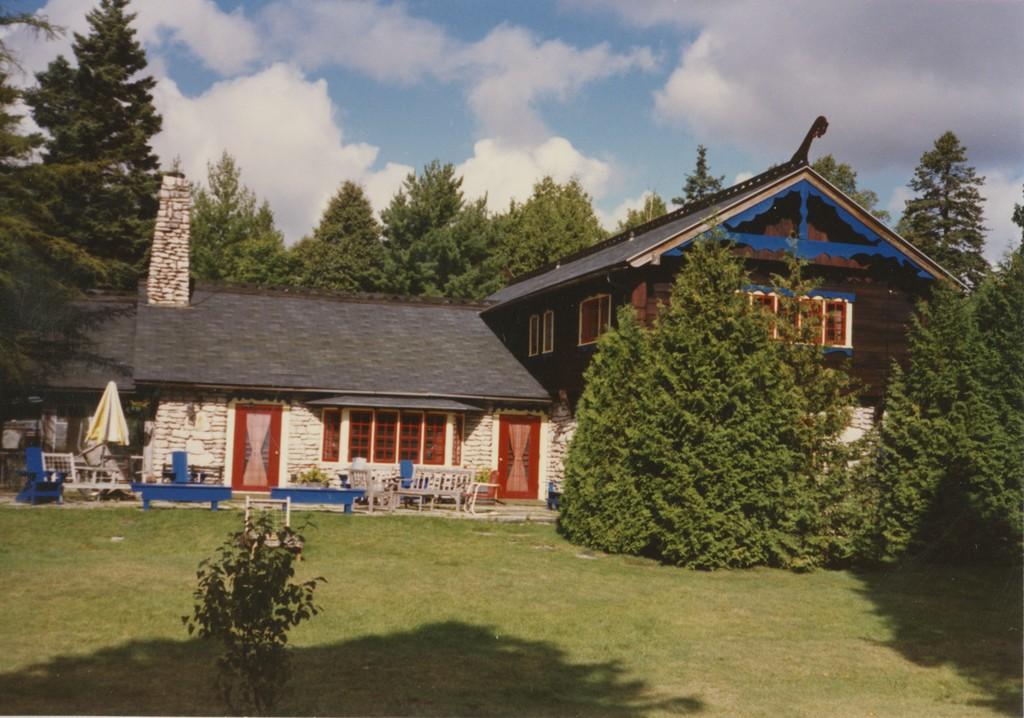 The original lodge building at Bjorklunden