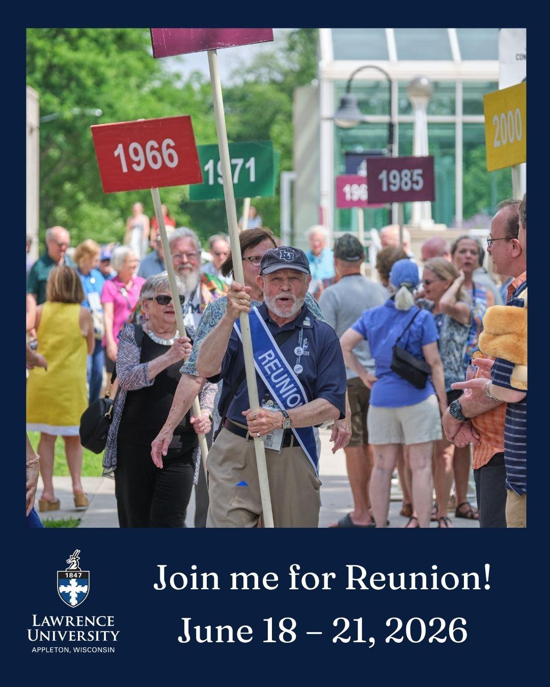 Alumni gather for the parade of classes.