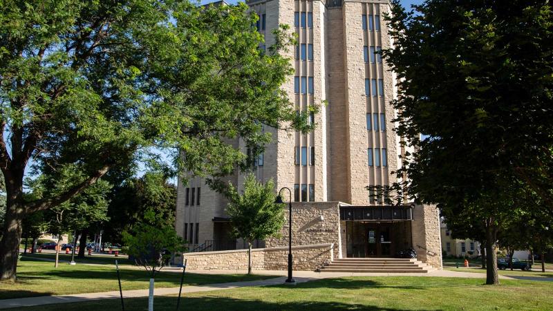 Kohler Hall exterior