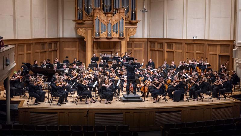 Lawrence Symphony Orchestra performs in Memorial Chapel