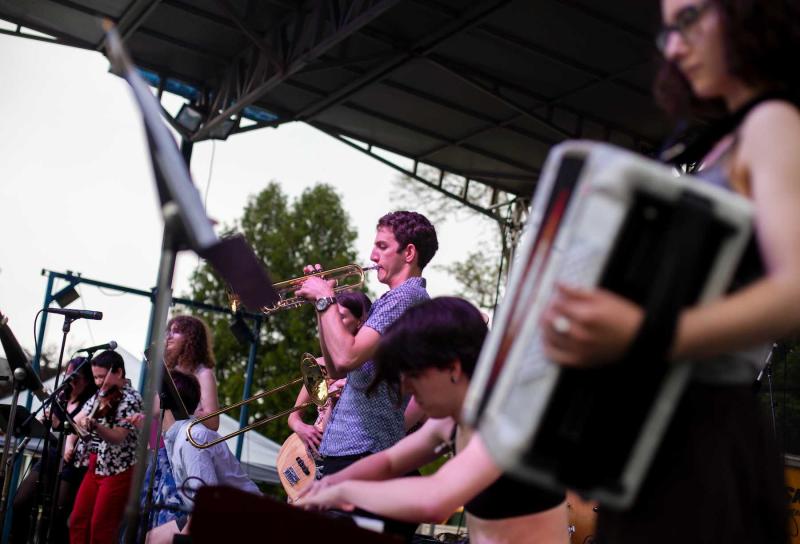 Eviatar & The Klezmommies perform during LUaroo on Main Hall Green. (Photo by Danny Damiani)