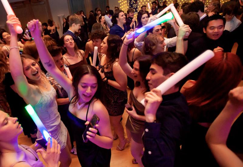 Students dancing at President's Ball