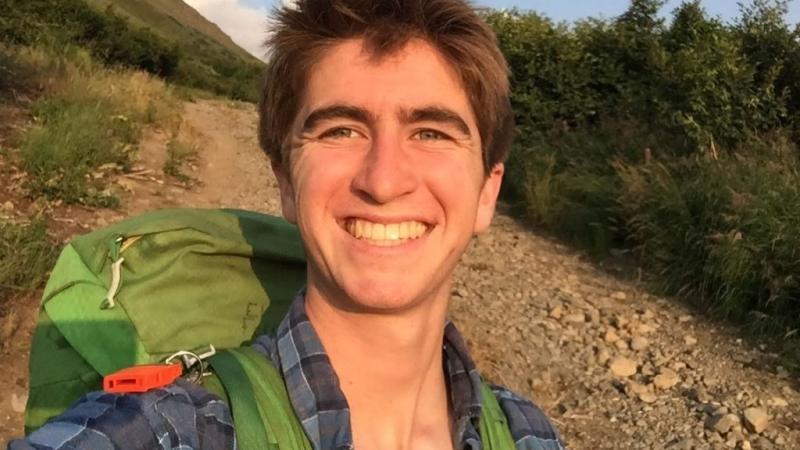 Eli Ferrell ’22: Interning with Safe Passage Project