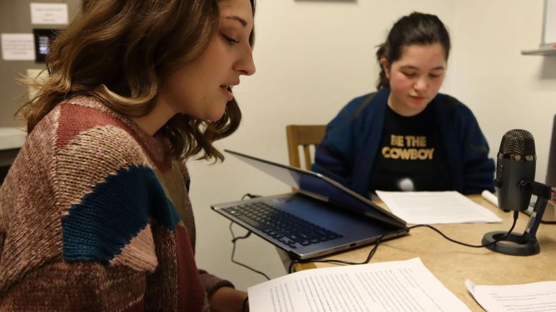 Fallon Sellers ’20 (left) and Georgia Greenberg ’20 record a podcast for their War and Pop Culture class.
