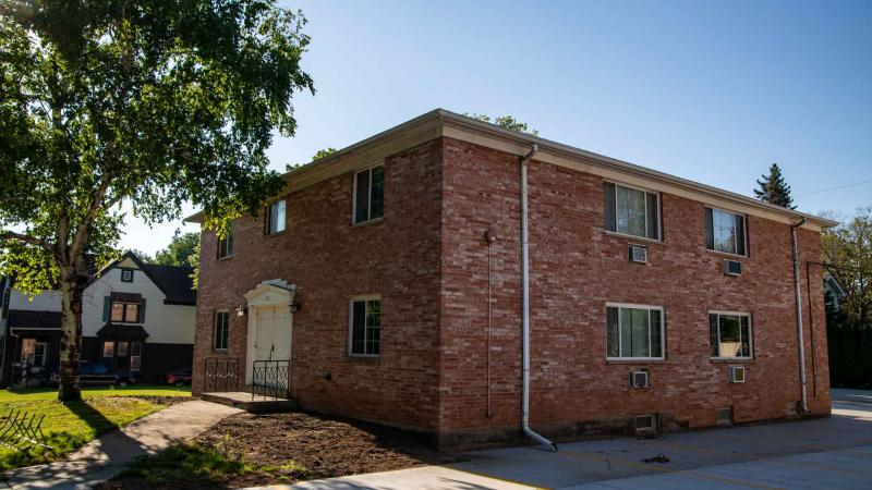 Exterior of Small Executive, a group house option at Lawrence