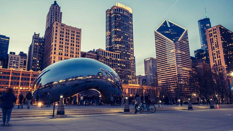 Photo of the bean and diamond building in Downtown Chicago