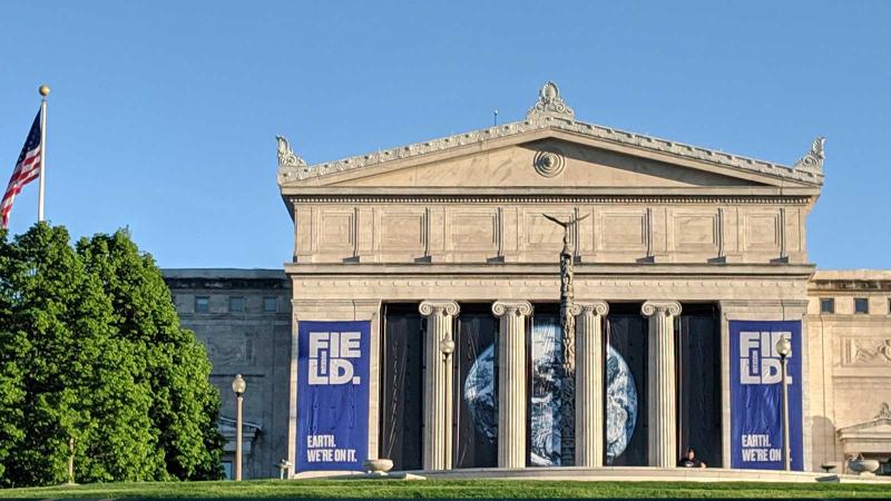 Outside main entrance of the Field Museum in Chicago, Illinois, USA