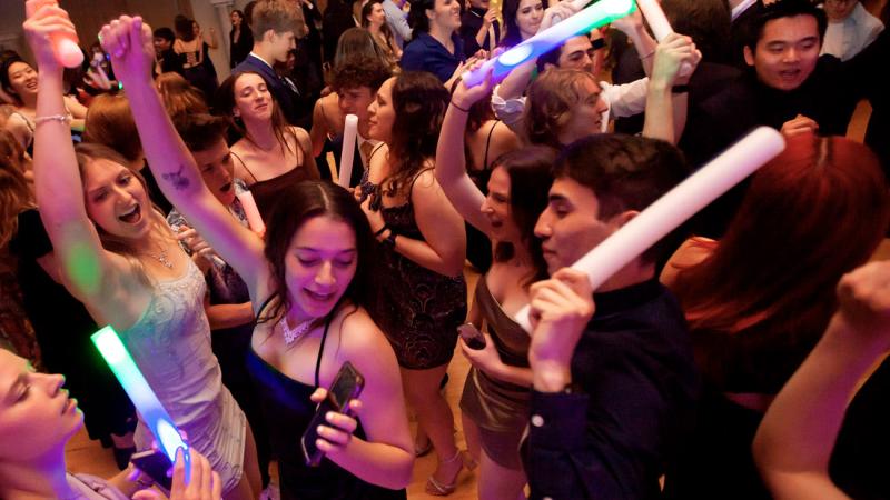 Students dancing at President's Ball