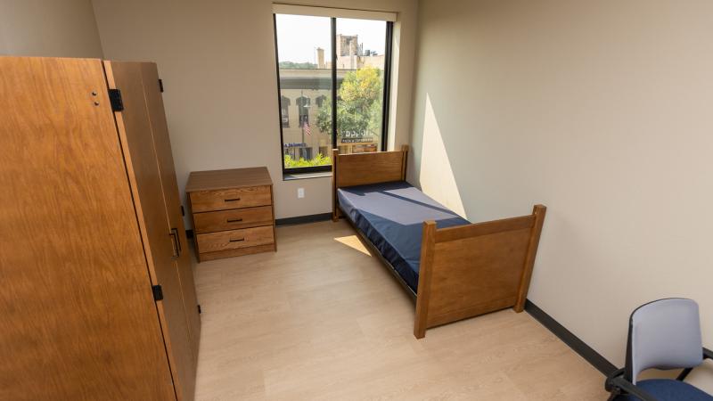 Fox Commons Standard Bedroom