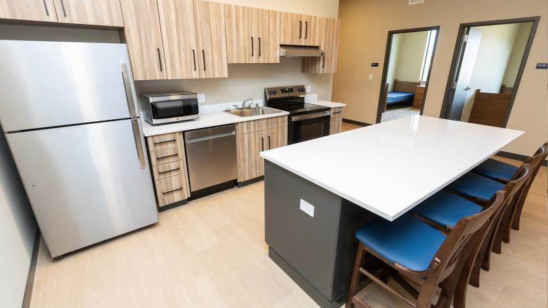 Fox Commons Standard Apartment Kitchenette
