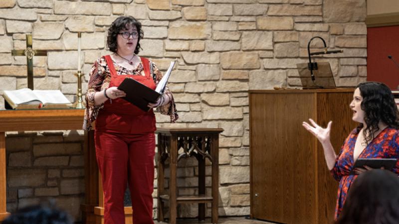 Vocal Arts student in peer-reviewed studio session led by Estelí Gomez