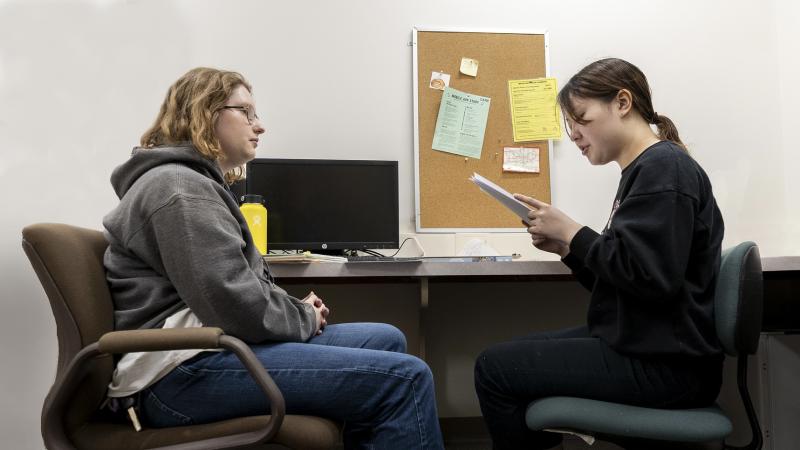 Psychology major students in Psychology Lab conducting applied research into human behavior