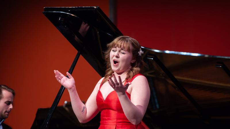 Lawrence students Mariah Schaumberg and Benjamin Keating perform.