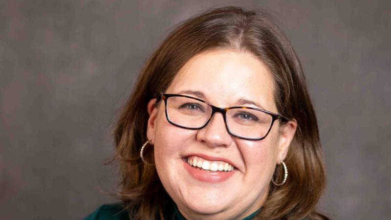 Headshot of Rebecca Frank