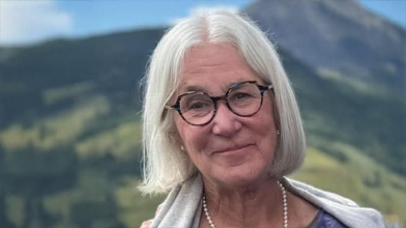 Janice Pfaller Woodward '75 bio pic