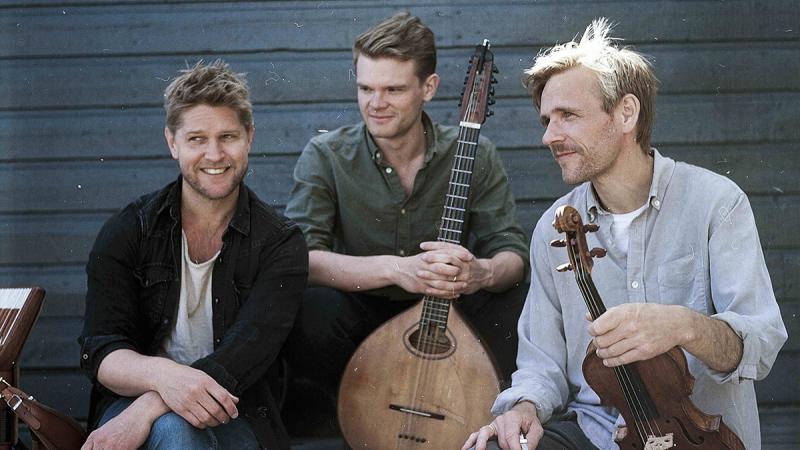 Profile image of Nordic folk trio Dreamers’ Circus.
