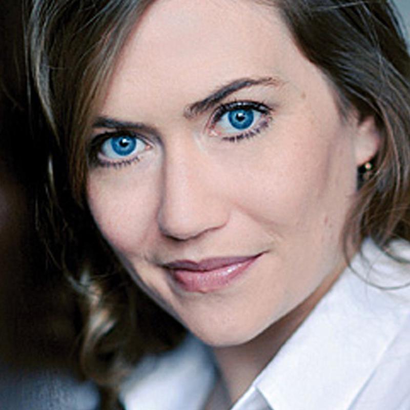 Heidi Stober headshot