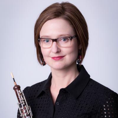 Nora Lewis with oboe