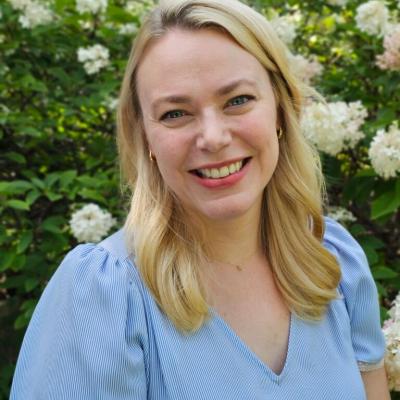 Lacy Freeward headshot
