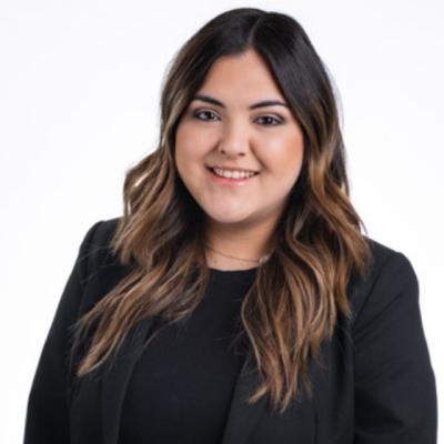 Jovelli Barraza Admissions Counselor profile pic