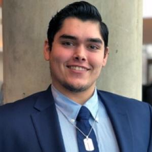 Head shot of Gabriel Baker