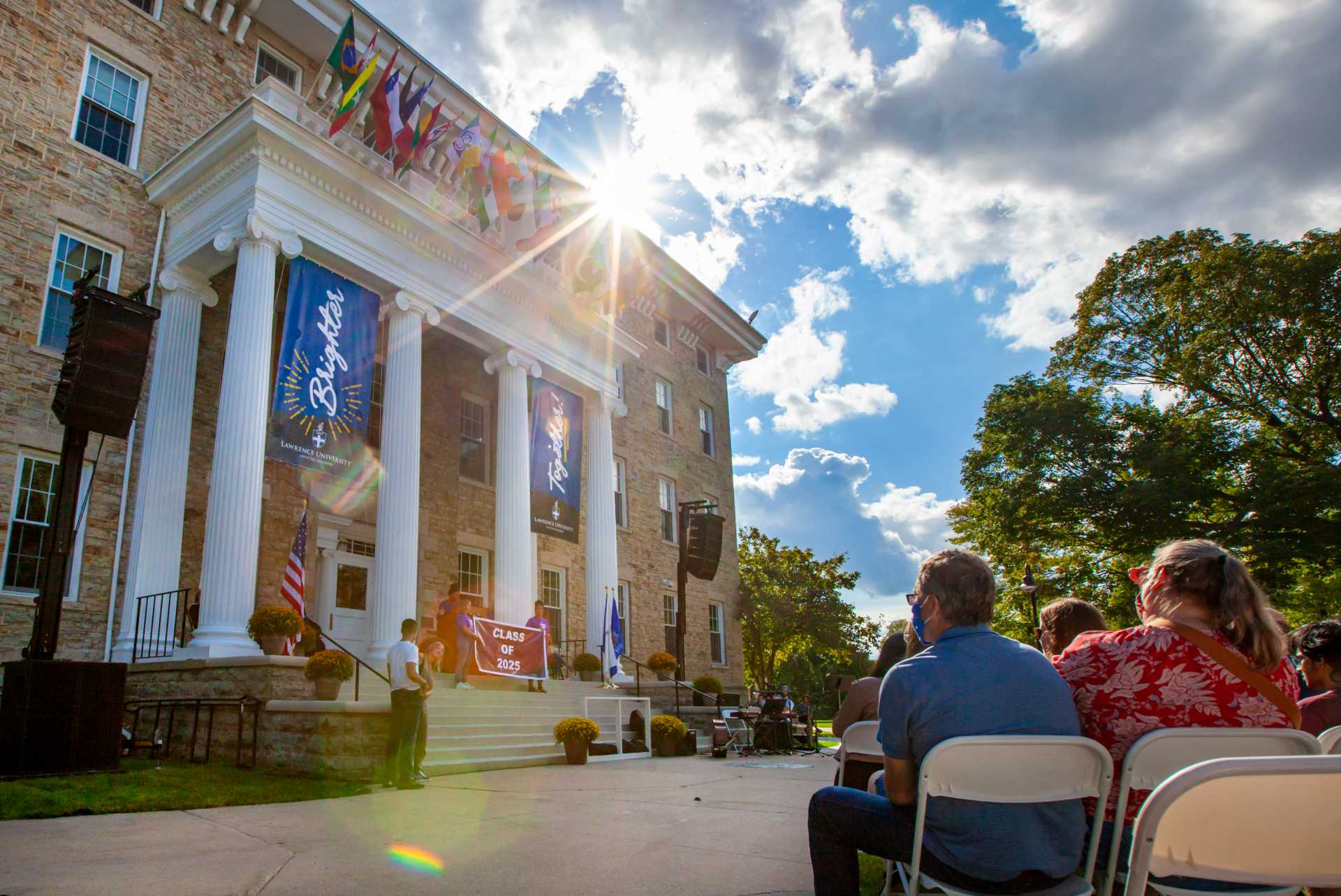 “Impressive” class welcomed to campus on busy opening day of student orientation