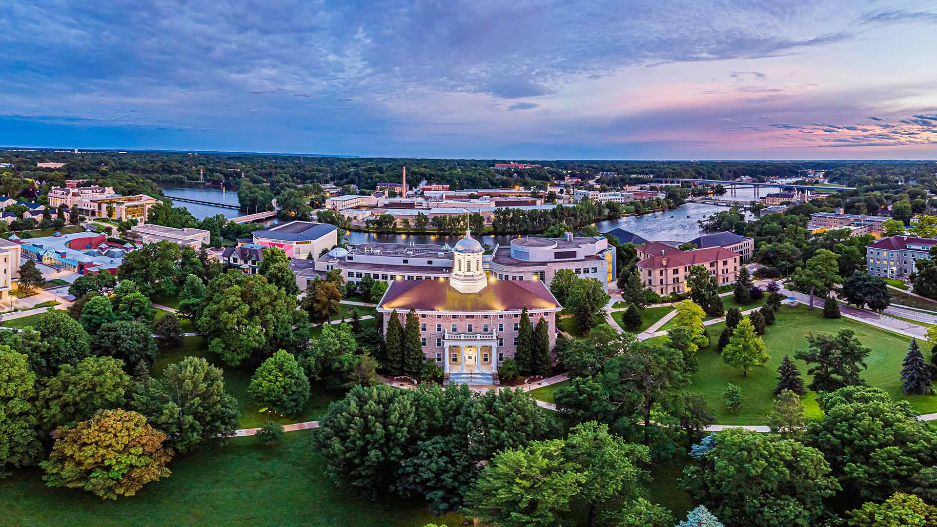 Lawrence alumnus Bill Baer honored with DOJ’s prestigious John Sherman Award