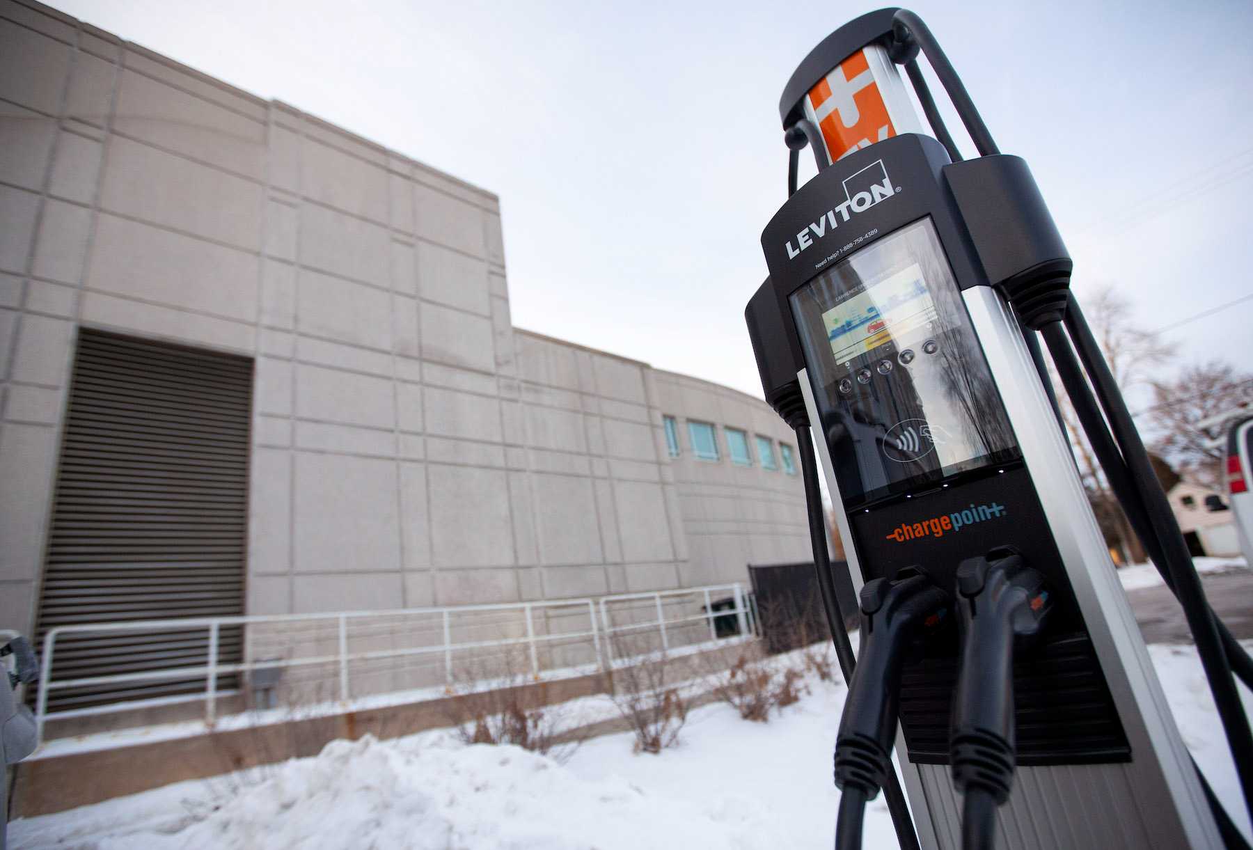 Lawrence installs charging station for electric vehicles in Memorial Chapel parking lot