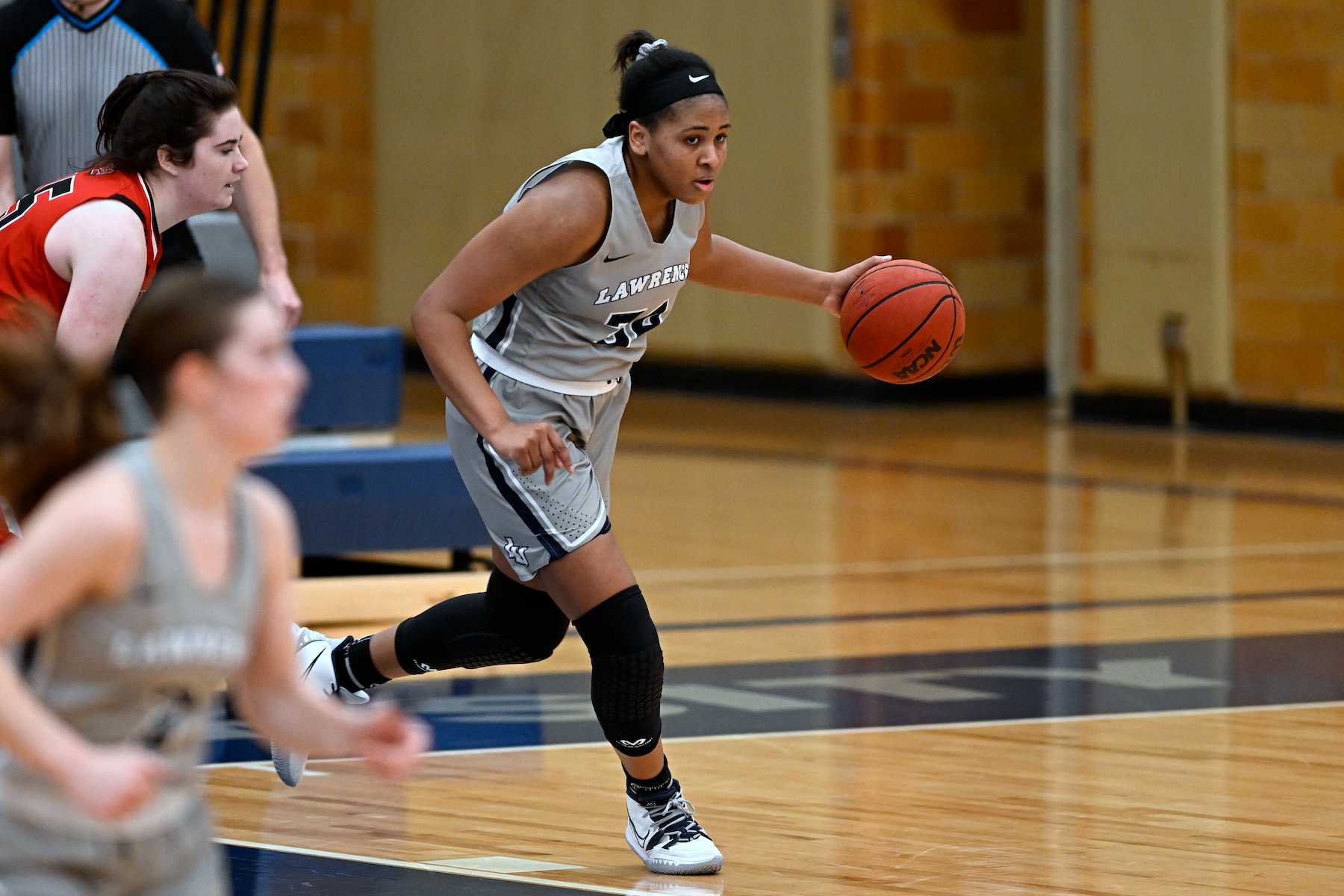 Kenya Earl’s record-setting career at Lawrence has been a thrilling journey