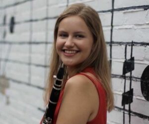 Student snapshot:&nbsp;Emily Dorr explores music education, French