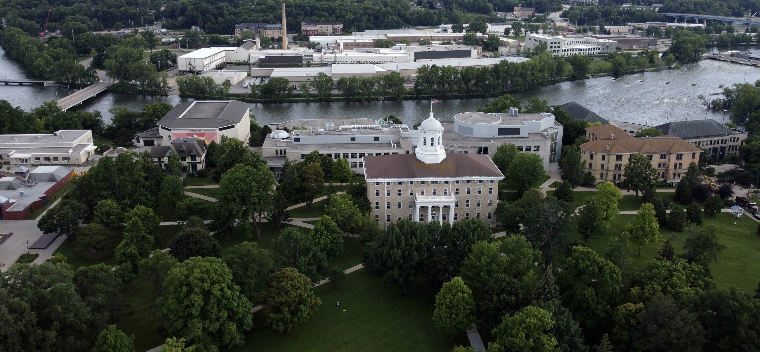 Six engaged, distinguished alums recipients of 2022 Alumni Awards