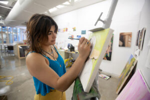 Marifé Entenza-Sierra explores art, entrepreneurship in capstone project