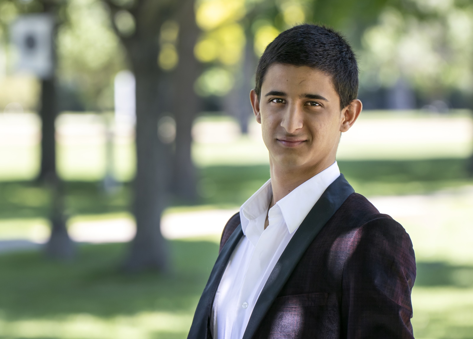 Internship, investment academy fuel journey for sophomore economics major