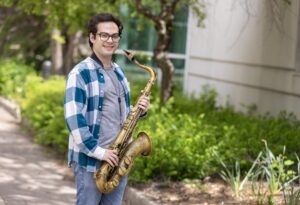 Senior Eli Elder finds his path by blending mathematics, music in B.M.A. degree