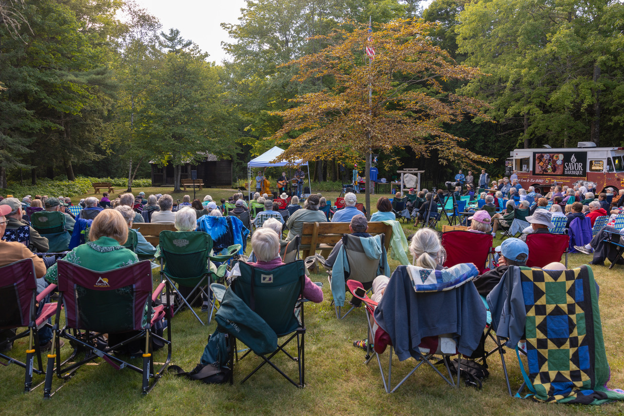 Community Concerts by the Lake