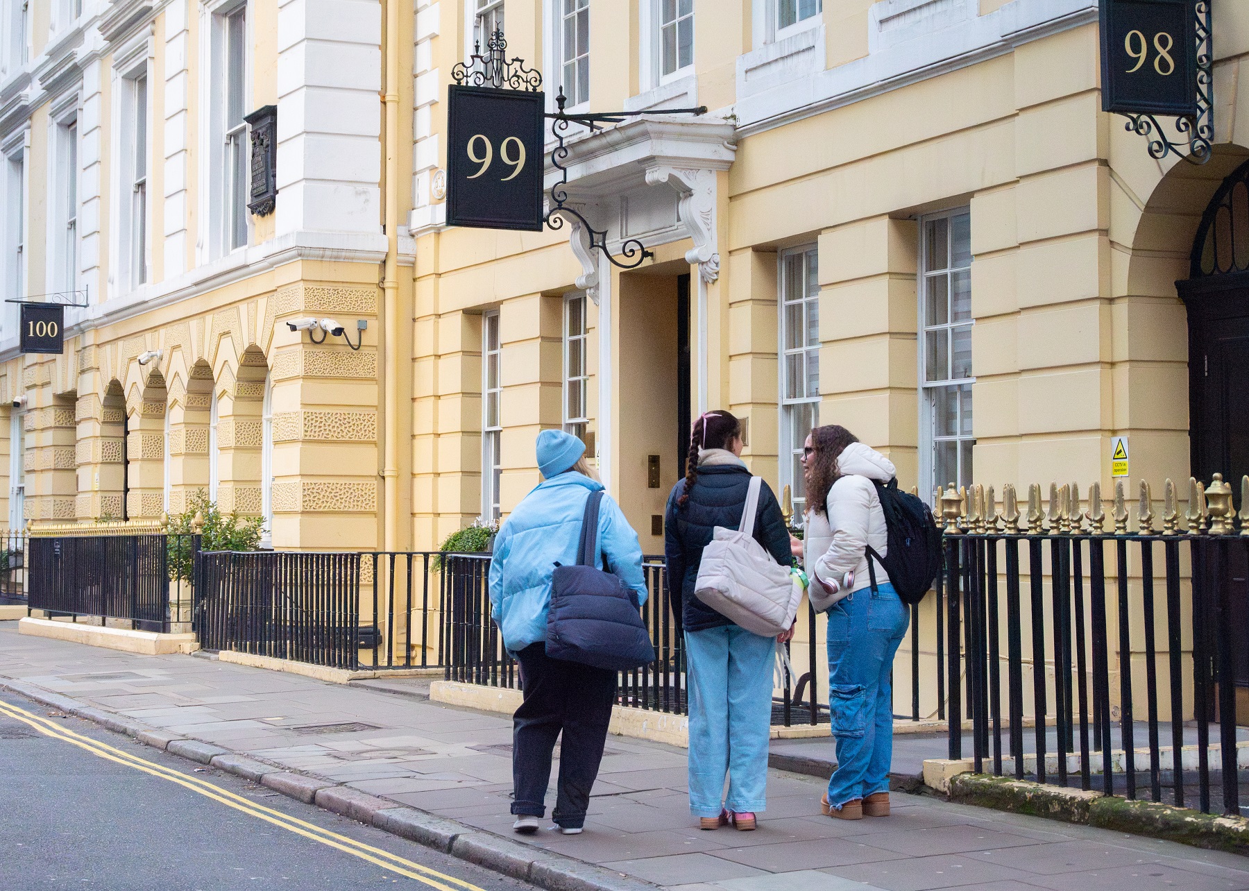 Studying at London Centre? British faculty offer insights to make experience extraordinary