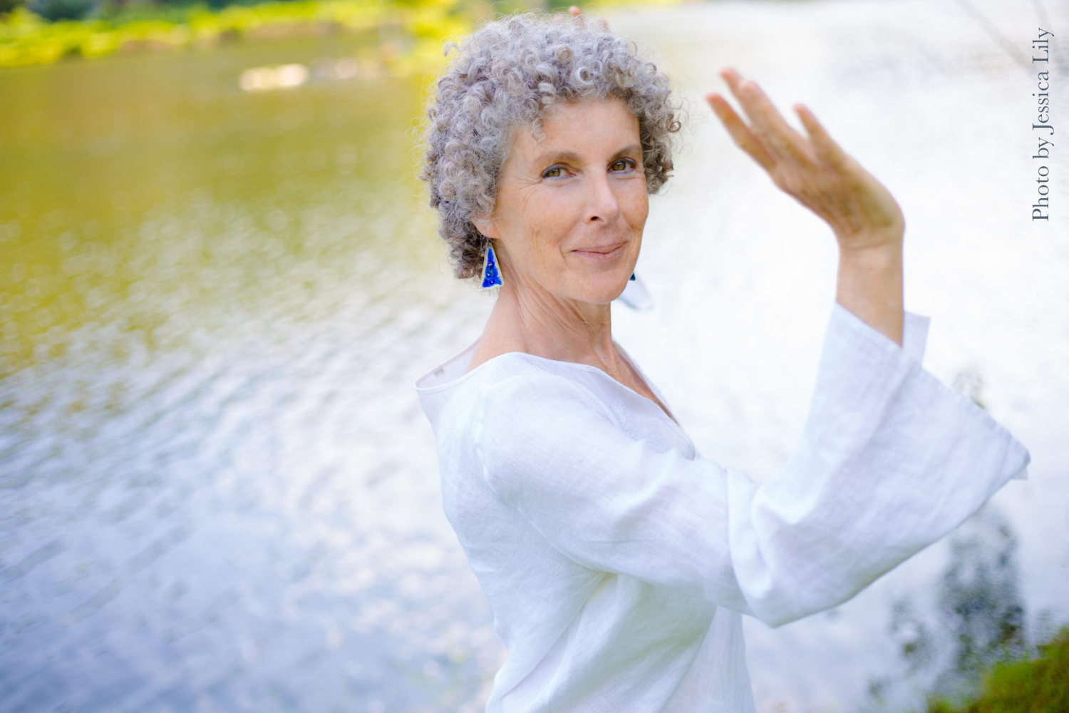 Community Sing and Vocal Workshop with Elise Witt